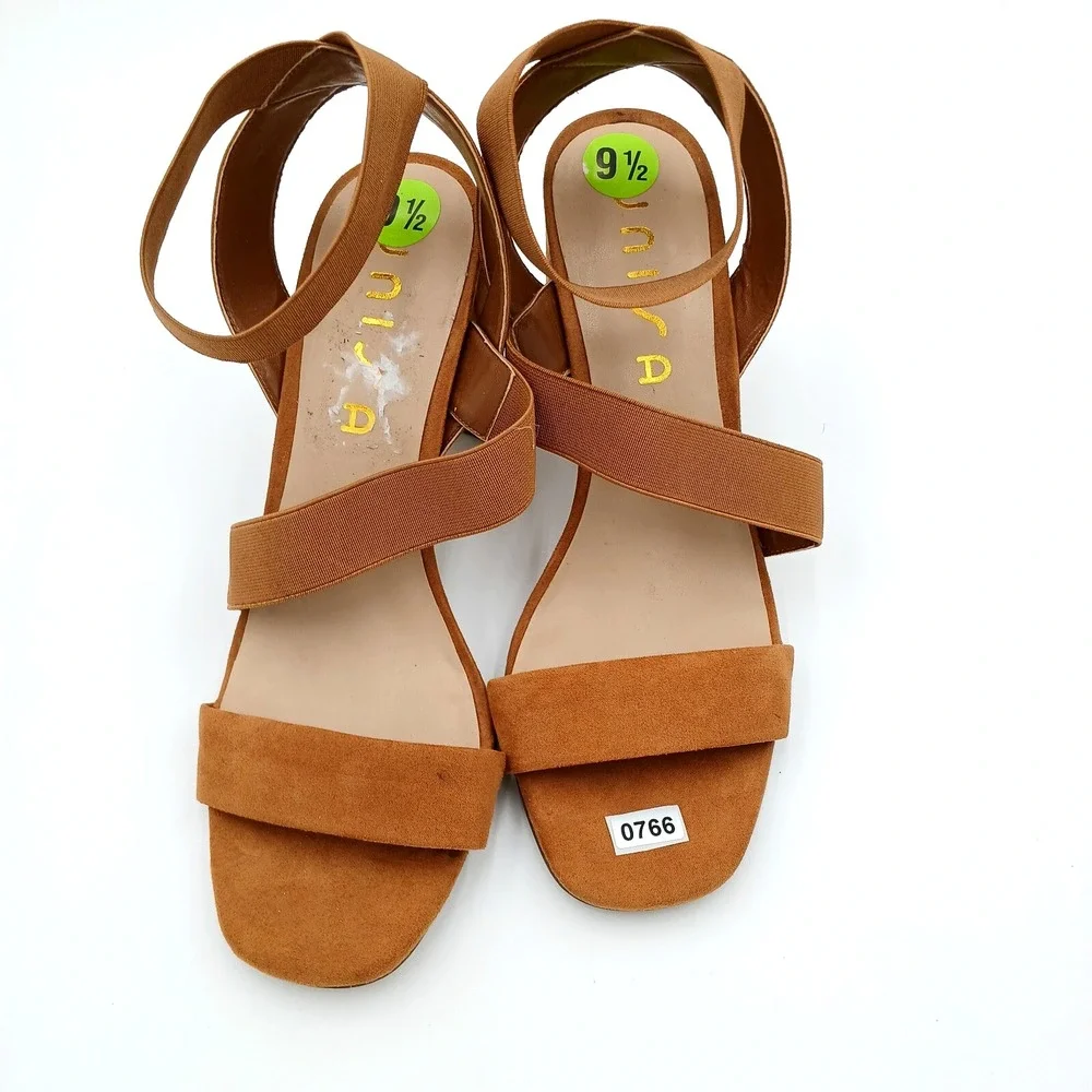 Unisa Dahna Block Heel Women's Sandals Brown Faux‎ Suede Elastic Size 9.5 M